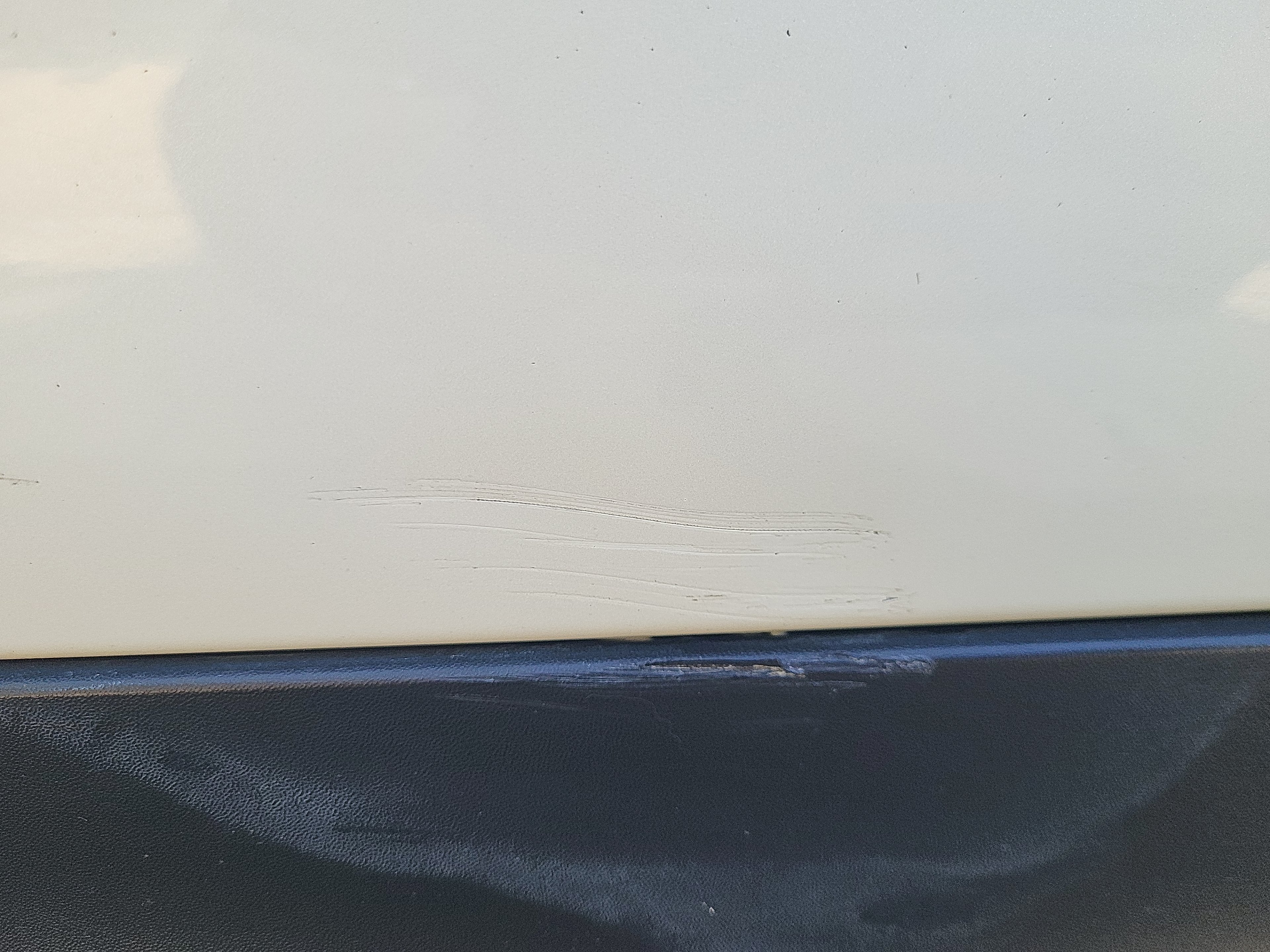 damage_scratches