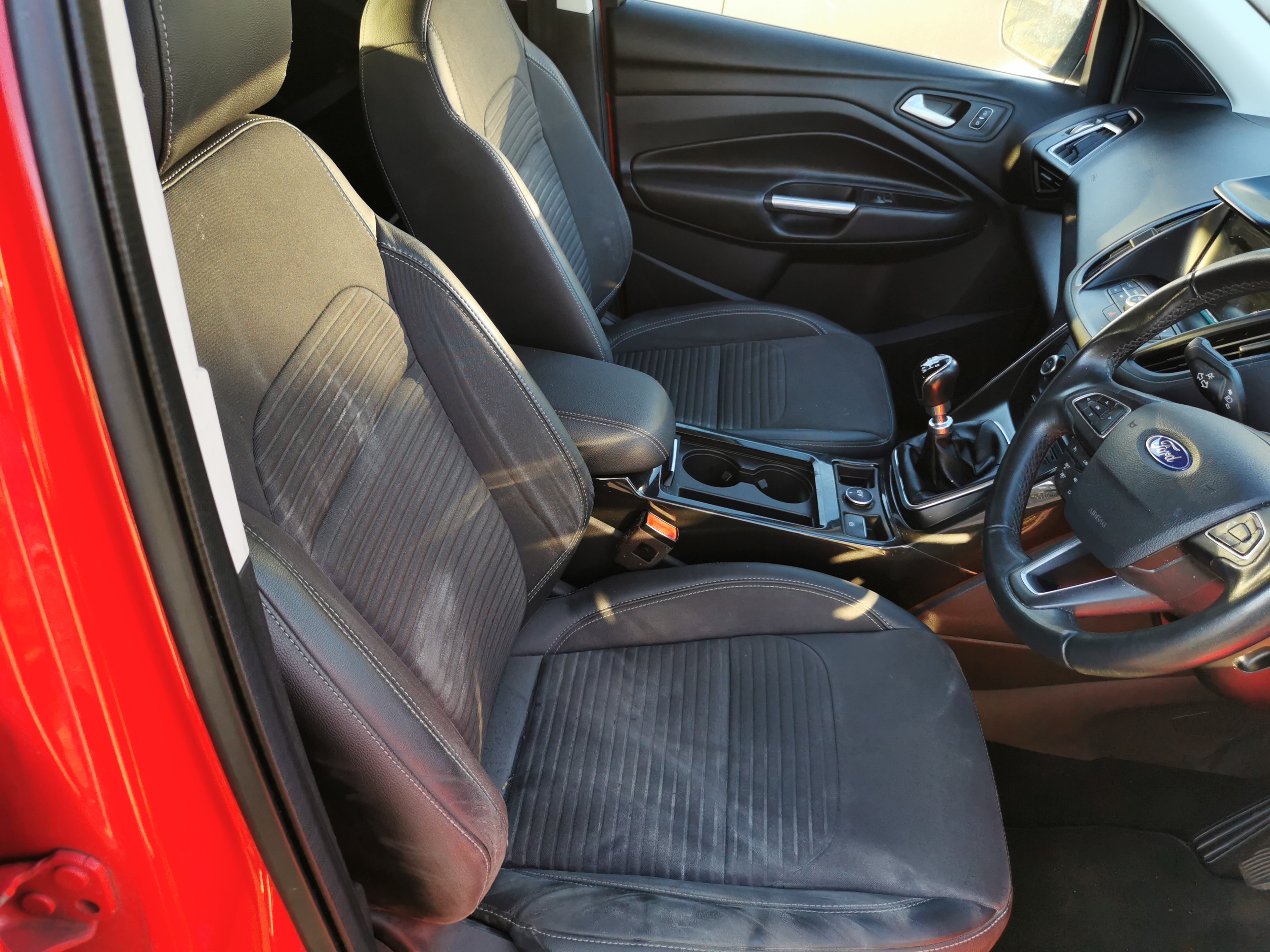 Ford Kuga Titanium TDCI 2017 - 5